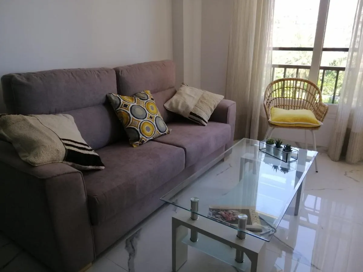 Apartamento 315 en paseo marítimo 96 Fuengirola 0*,